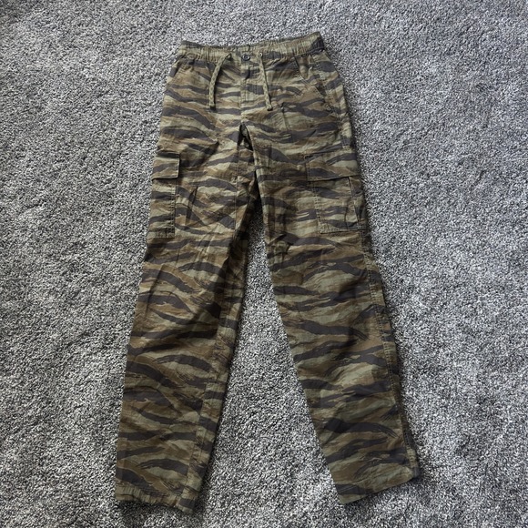 Eddie Bauer Cargo Pants Mens Small Green Camo Drawstring Elastic Waist Outdoors - Picture 1 of 16